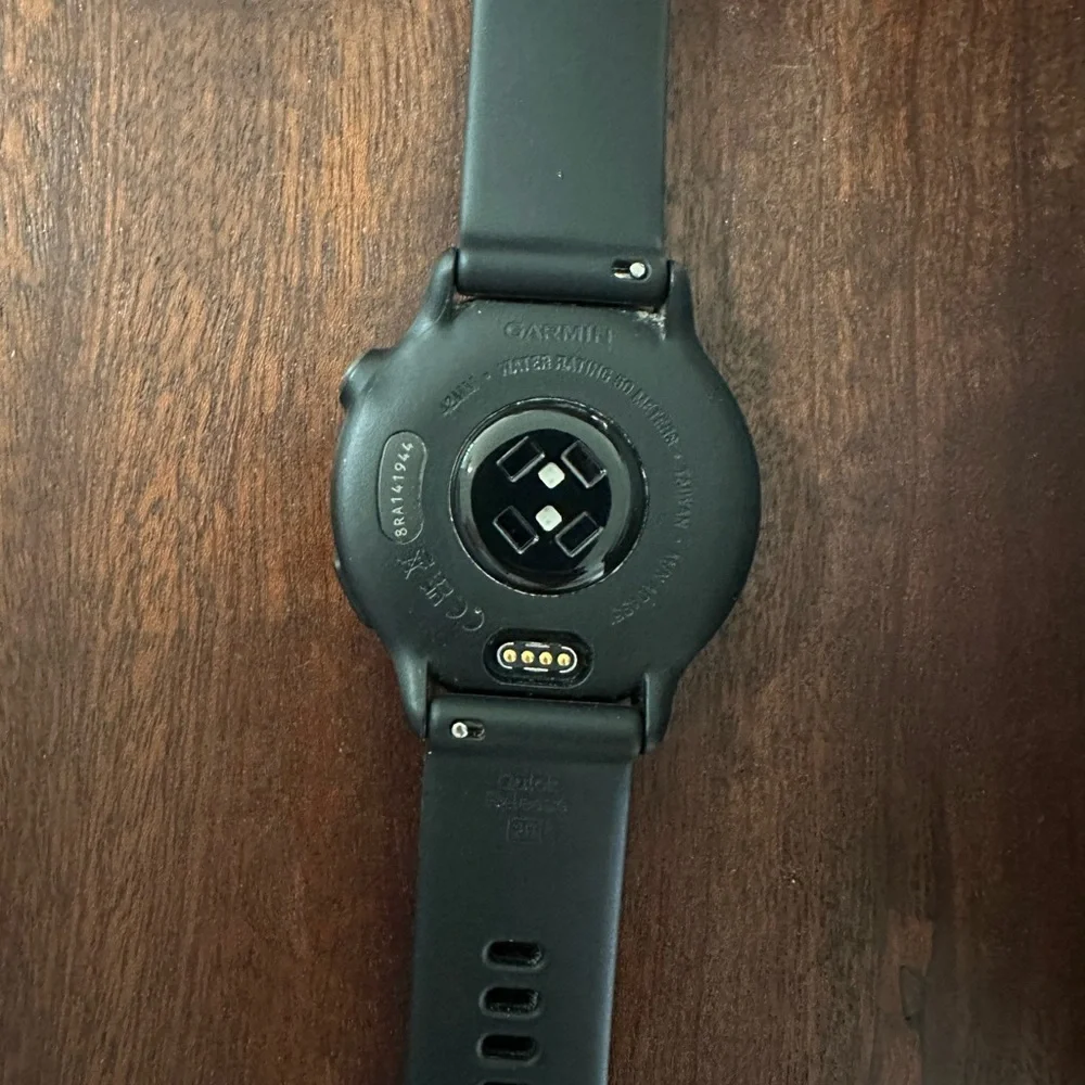 Garmin Vivoactive 6 GPS Smartwatch